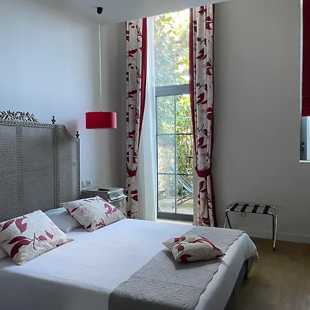 Otel De Gamme A