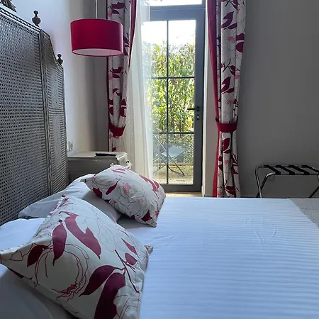 Otel De Gamme A